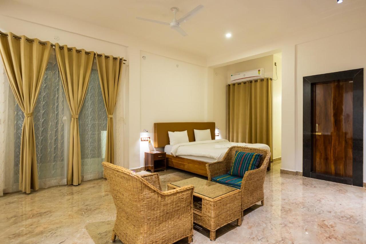 The Kaziranga Address Hotel ภายนอก รูปภาพ