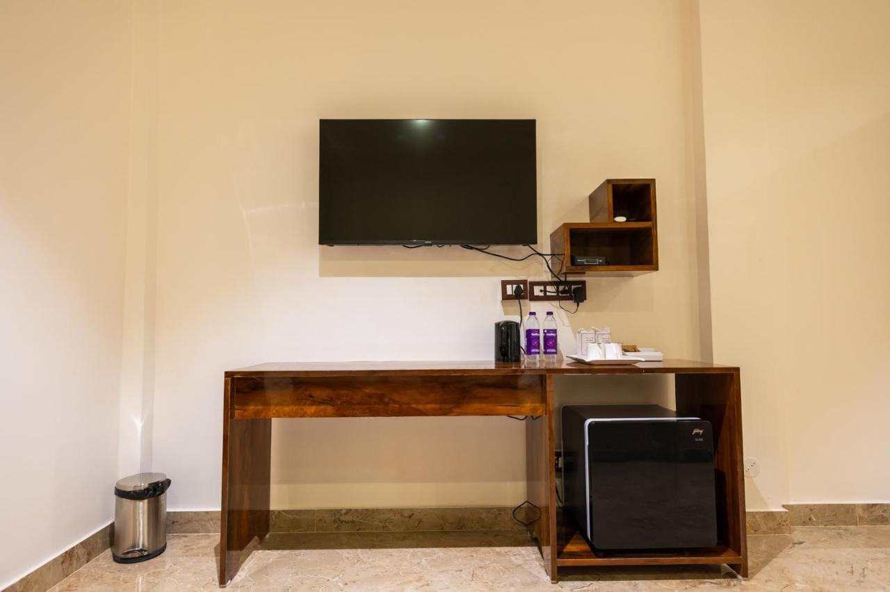 The Kaziranga Address Hotel ภายนอก รูปภาพ