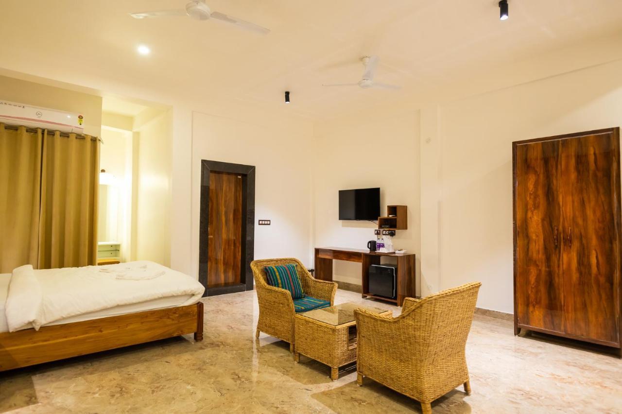 The Kaziranga Address Hotel ภายนอก รูปภาพ