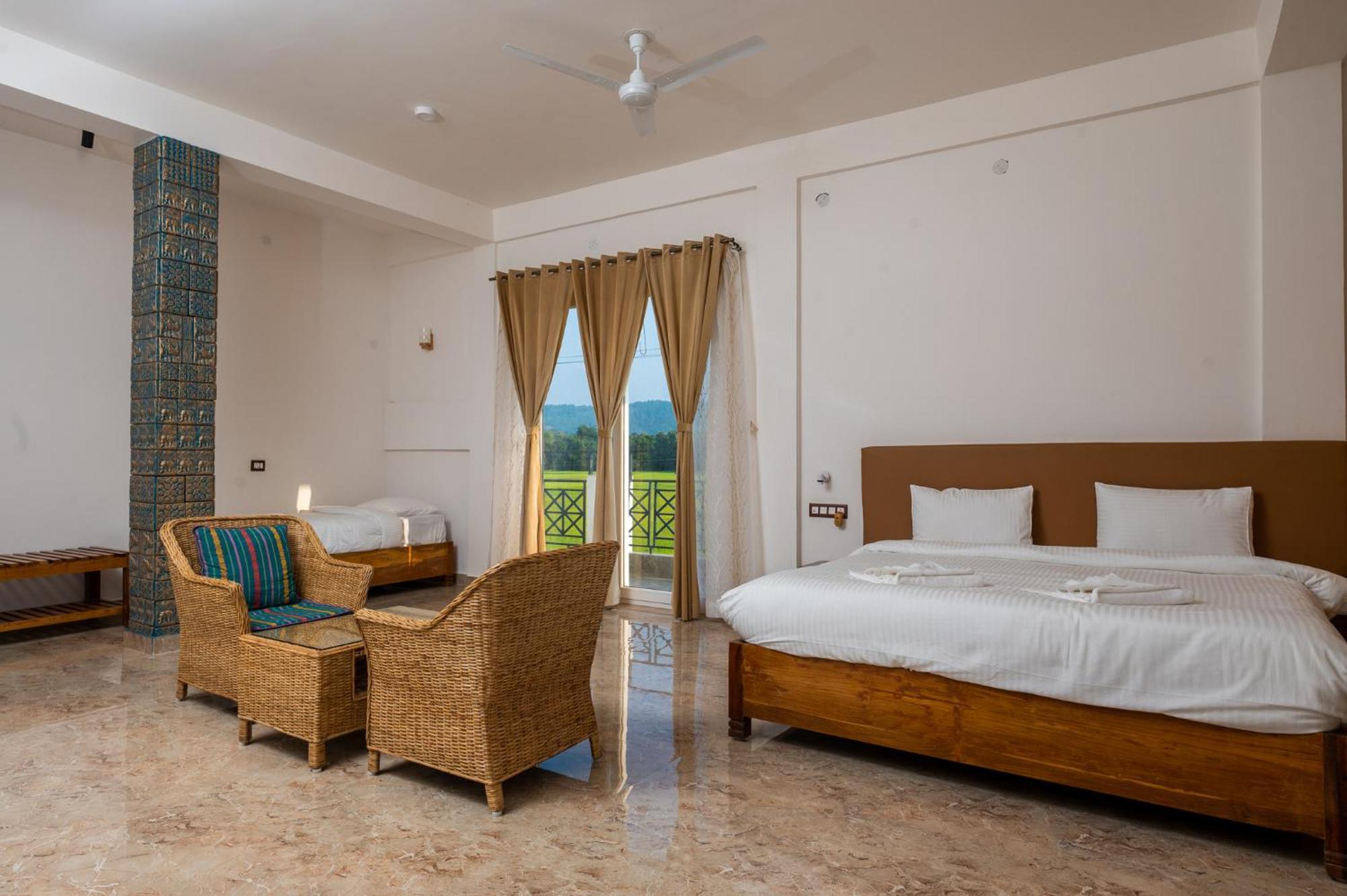 The Kaziranga Address Hotel ภายนอก รูปภาพ